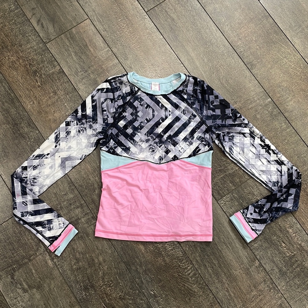 Ivivva rash guard